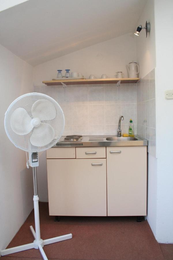 Apartments By The Sea Trpanj, Peljesac - 257 Kültér fotó