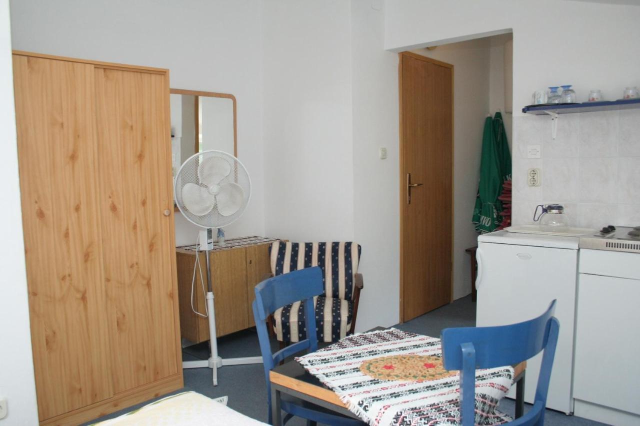 Apartments By The Sea Trpanj, Peljesac - 257 Kültér fotó